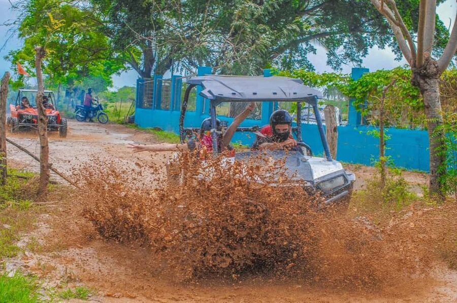PUNTA CANA WILD BUGGY BREAKS TRACK WITH EXTRAMAS PROTECTION - Mud, engines, and the road into Punta Cana