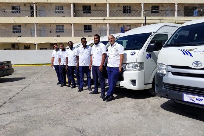 “Round-Trip Private Transfer: Punta Cana Airport ↔ Uvero Alto ” - The airport pickup, from arrival hall to hotel door