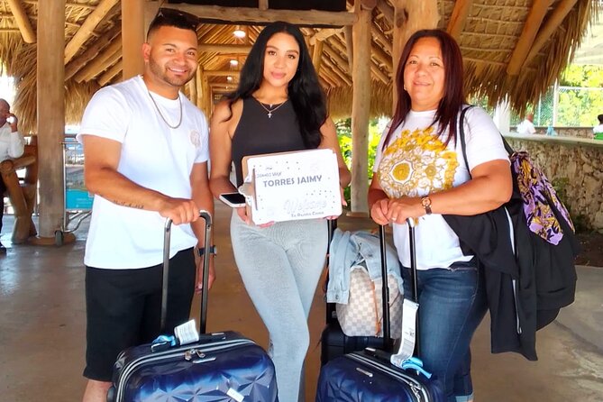 Round Trip Top-Rated Punta Cana Airport Transfer to your Hotel - Return service: where communication matters most