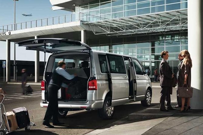 Roundtrip Private Transfers from Punta Cana Airport (PUJ) - Finding the driver outside Terminal A or B
