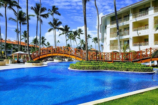 Royalton Punta Cana - Round Trip Shuttle - Punta Cana Airport - A direct ride from Punta Cana Airport to Royalton