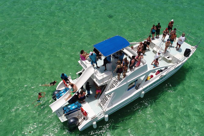 Sabina del Mar Party Boat VIP - Quick points to know