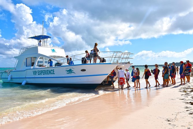 Sabina del Mar Party Boat VIP - A floating afternoon along the Bavaro coast