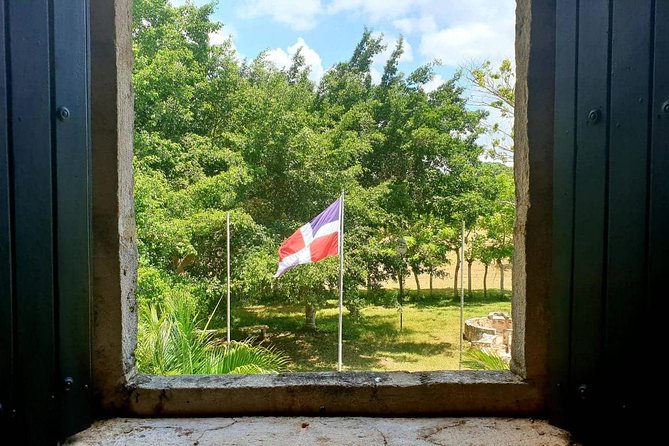 Safari discovery to Boca De Yuma – Nature, Discovery And History Of A Population - What the $119 price really covers
