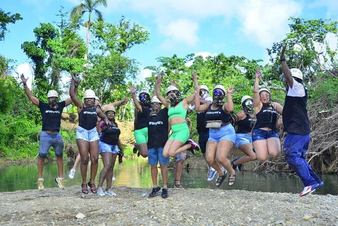 Safari Tour in Punta Cana todo el dia una Aventura inolvidable - Guides, pickup, and the ride between stops