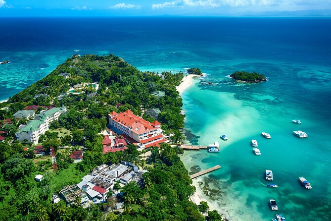 Samana: Bacardi Island and El Limon Waterfall - Crossing Samana Bay by boat