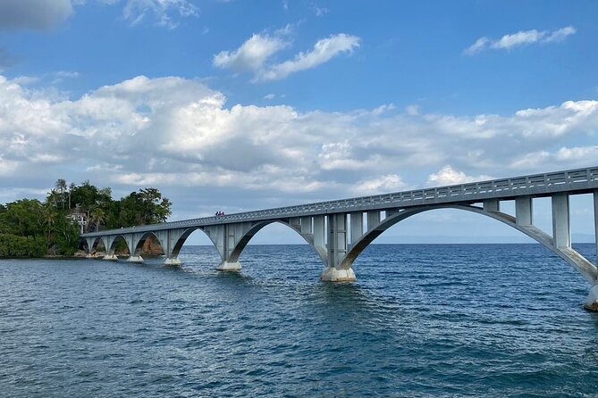 Samana from Punta Cana - Full Day - El Limón Waterfall by horseback