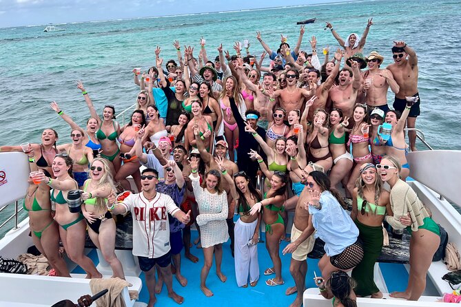 Sand-Bar Punta Cana Party Boat unlimited drinks, snorkeling Vibes - Setting out from Bávaro Beach
