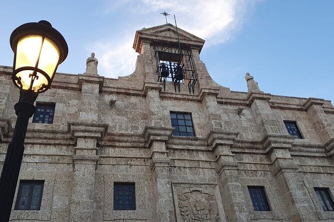 SANTO DOMINGO/ City tour - the best Adventures & traditional - Dominican lunch and time for local shopping