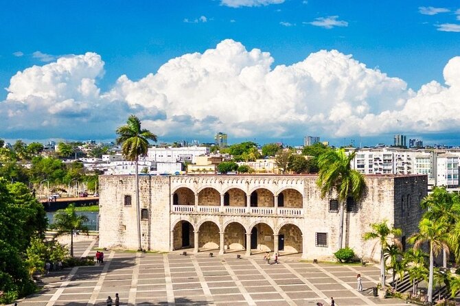 Santo Domingo Full Day Tour with Lunch and Cultural Insights - Entering Santo Domingo’s Colonial Zone