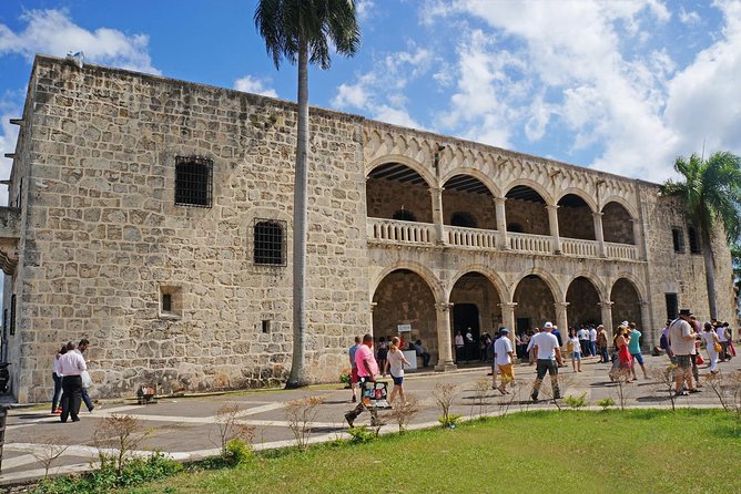 Santo Domingo Private Tour from Punta Cana - A traditional Dominican lunch in the middle of the day