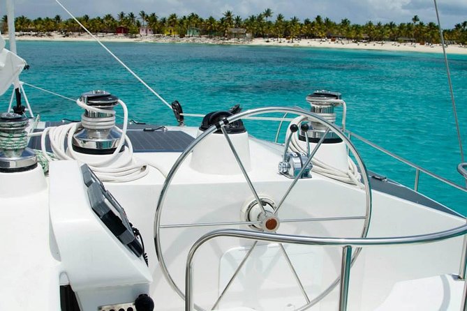 Saona Island small group and relax - luxury catamaran - Las Palmillas and the starfish stop