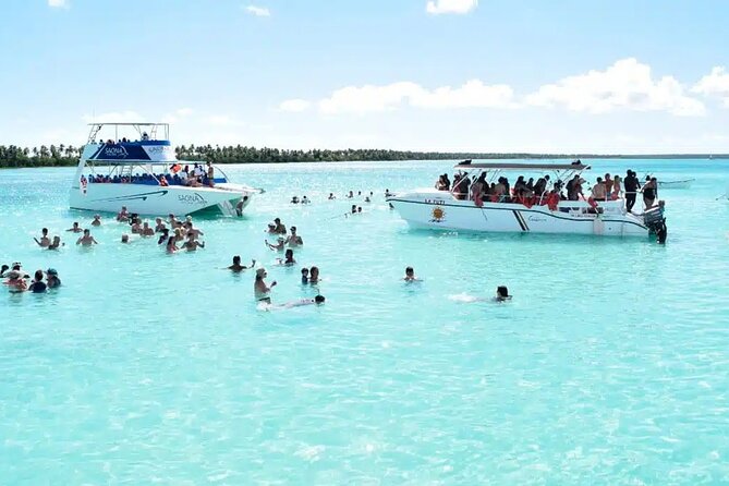 Saona Island Tour From Santo Domingo with Lunch, Open Bar, Pickup - Who will enjoy this day most
