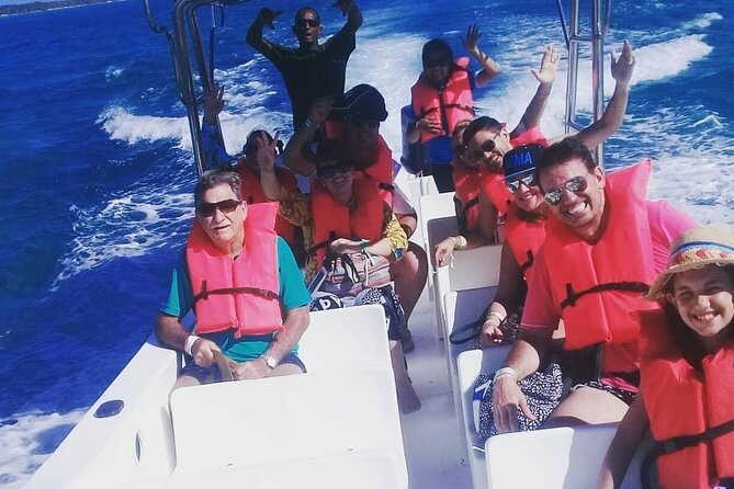 Saona Island Tour - Full Day from Punta Cana Buffet and drinks - Seven hours around Isla Saona