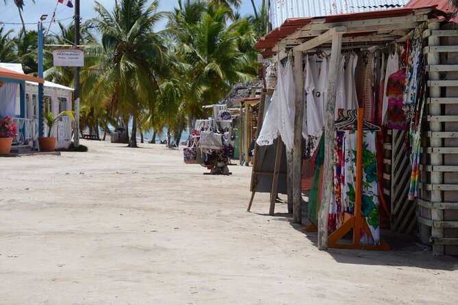 Saona, Mano Juan, Canto de la playa away from the tourist crowds - What $119 includes, and where the value changes