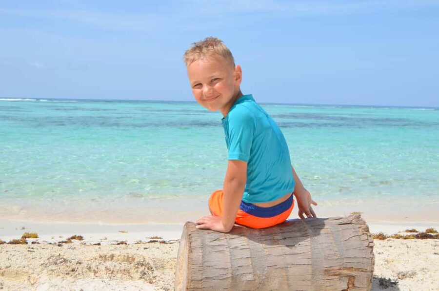 Saona Special Tour: Four Beaches & Canto Experience - From Dominicus to Saona by speedboat