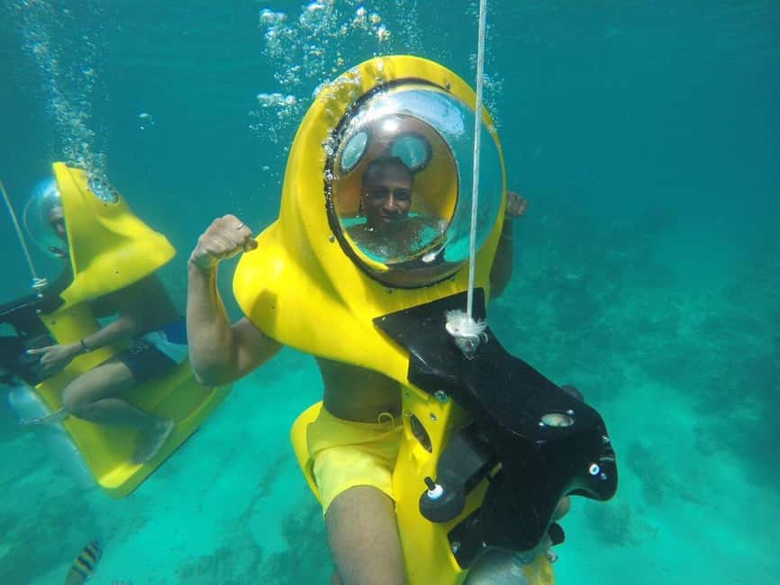Scubadoo Punta Cana Diving Adventure - Using the Scooter Subacuatic below the surface