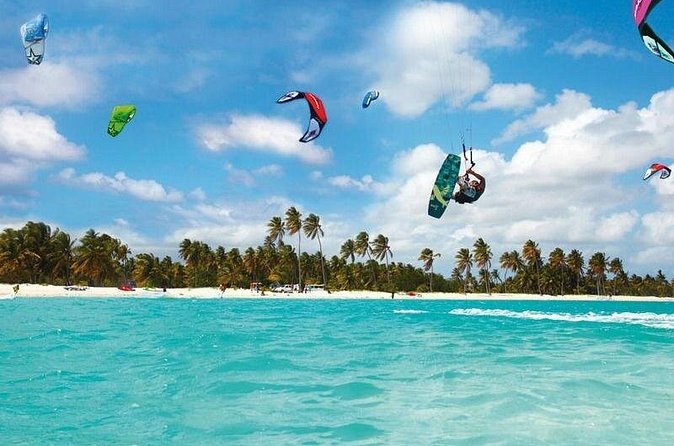 Secrets Royal Beach - Round Trip Shuttle - Punta Cana Airport - Private travel for families and friends