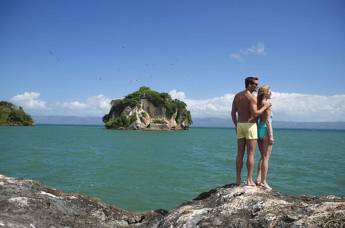Shared 10-12 Hours Tour in Los Haitises National Park - Who will enjoy this shared outing