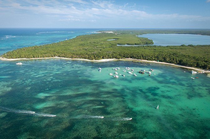 Small Group Punta Cana Snorkeling with Premium Open Bar - What comes with the premium open bar