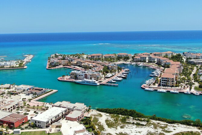 Snorkel & Sandbar on Private Searay Yacht 25ft in Cap Cana Marina ,Punta Cana - Juanillo Sandbar and Its Natural Pool