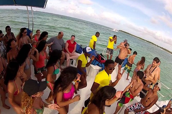 Snuba Snorkelking Parasailing and Catamaran Pack - Snorkeling adds an easier water stop