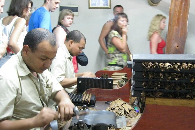 Souvenirs Shopping Tour from Punta Cana - What this Punta Cana shopping tour really offers