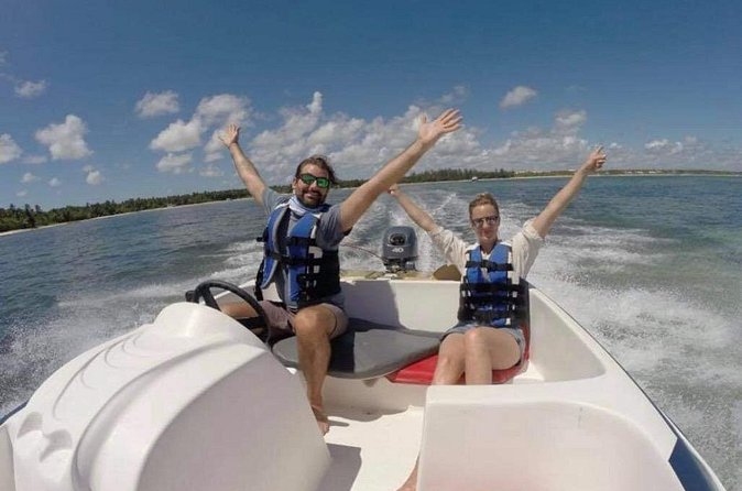 Speed Boat and Snorkeling in Punta Cana Bavaro - Driving the speedboat with a guide beside you