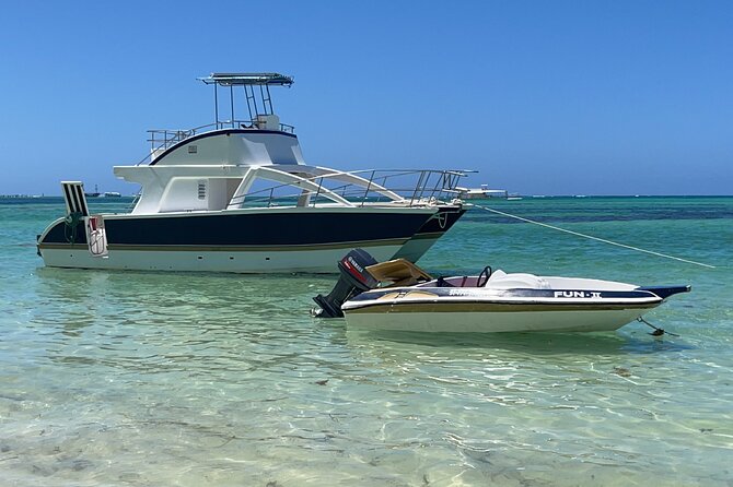 Speed Boat and Snorkeling in Punta Cana Bavaro - The natural pool and sandbar stop