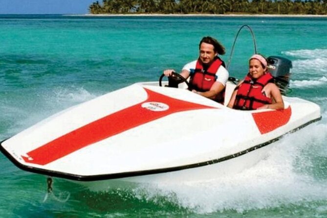 Speedboats and Parasailing Combo - Where the speedboat and parasailing details need clarification