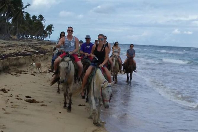 Sunset beach horsebackriding Punta Cana - The Maimon River mouth and the photo stops
