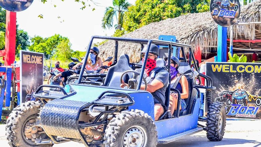 Tour en buggy en Punta Cana - The buggy route through Punta Cana’s rural roads