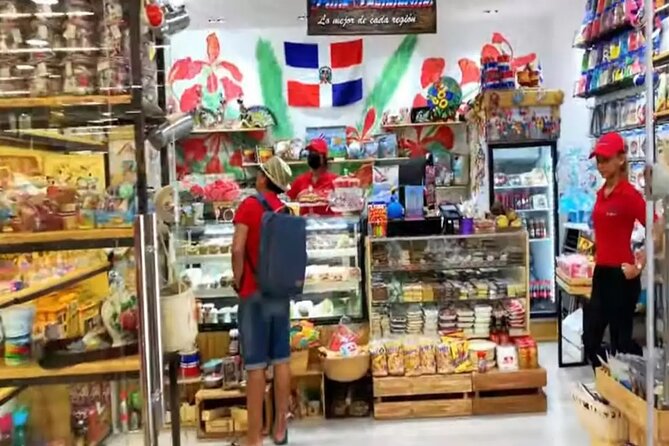 Tour of Souvenirs, Shopping in Punta Cana with Transportation Included - The two-hour visit and its single shopping stop