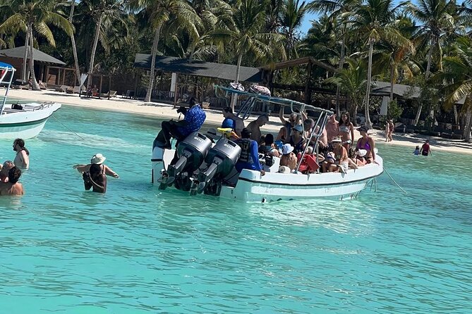 Tour to Saona Island with Lunch and Transportation - The 7:00 am pickup from Punta Cana