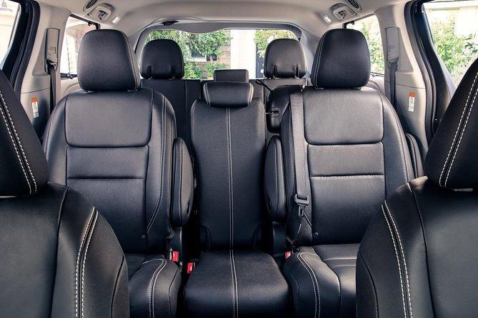 Transfer from Punta Cana Airport to hotels in Uvero Alto and vice versa - Finding the driver after you land