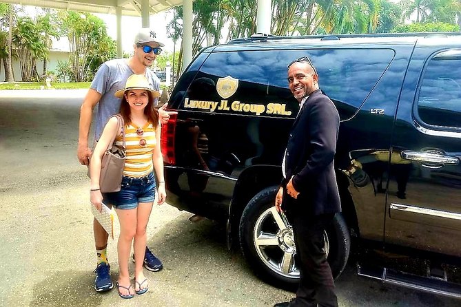 Transfers From Las America Airport AILA SDQ<=>To All Place at Punta Cana - Finding your driver after landing