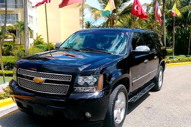 Transfers From Las America Airport AILA SDQ<=>To All Place at Punta Cana - Water, soda, and WiFi on the road