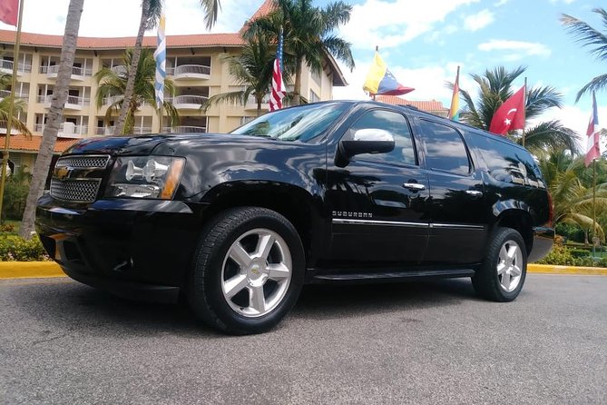 Transfers From Punta Cana Airport (PUJ)<=>To All Place at Macao Beach Punta Cana - The vehicle, water, WiFi, and baby seats