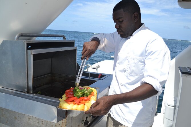 VIP Premium Yacht -Party Boat-Brunch - Brunch, snacks, and the food question