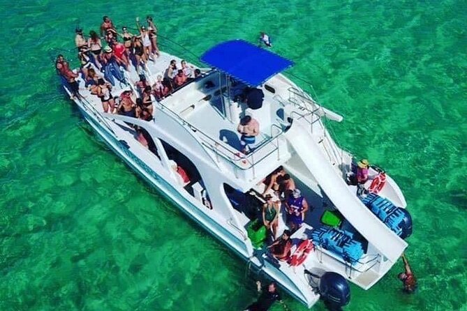 VIP Private Booze Cruise with Live Dj and BBQ in Punta Cana - What $493 per person really buys