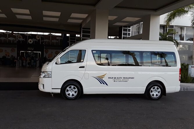 VIP Private Round-Trip Transfer from Punta Cana Airport - Communication, delays, and airport confusion